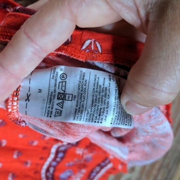 Old Navy Medium Orange Floral Tank Top - Picture 5 of 8